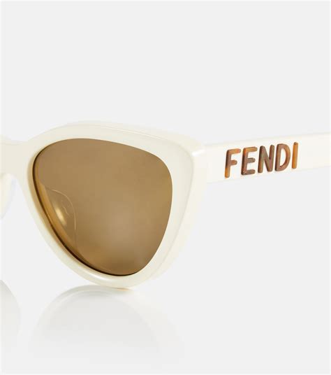 fendi eyeglasses cat eye|fendi cat eye sunglasses white.